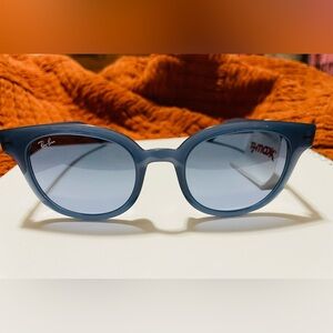 New with Tags RayBan RB 4324 Sunglasses